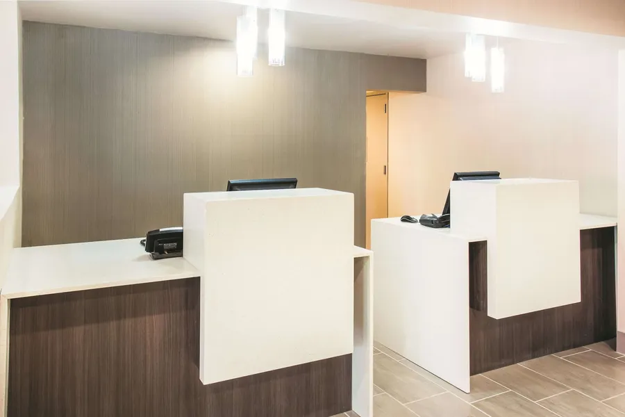 La Quinta Inn & Suites by Wyndham Cincinnati NE - Mason hotel detail image 2