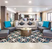 La Quinta Inn & Suites by Wyndham Cincinnati NE - Mason hotel detail image 3