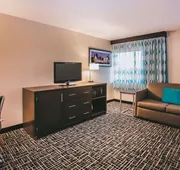 La Quinta Inn & Suites by Wyndham Cincinnati NE - Mason hotel detail image 4
