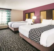 La Quinta Inn & Suites by Wyndham Cincinnati NE - Mason hotel detail image 7