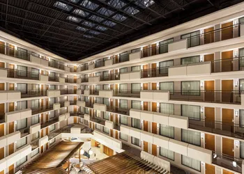 Embassy Suites by Hilton Kansas City Overland Park hotel thumbnail 5