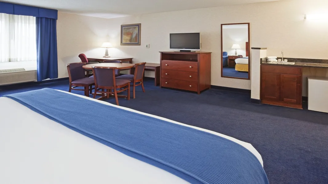 Holiday Inn Express Deforest by IHG hotel detail image 2