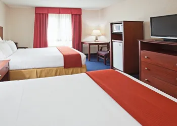 Holiday Inn Express Deforest by IHG hotel thumbnail 8