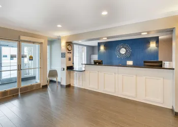 Best Western Visalia Hotel hotel thumbnail 2