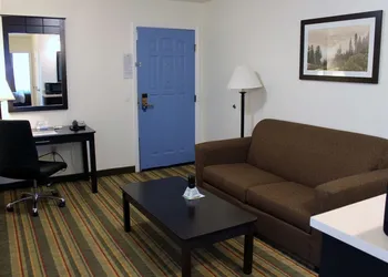 Best Western Visalia Hotel hotel thumbnail 7