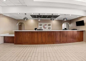Comfort Inn & Suites Omaha Central hotel thumbnail 3