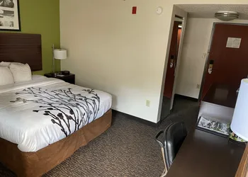 Sleep Inn & Suites near Sports World Blvd hotel thumbnail 4