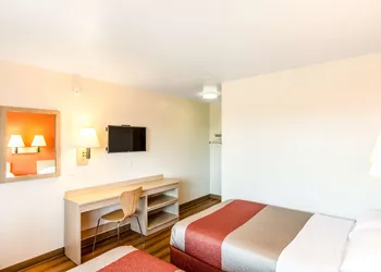 Motel 6 Redding, CA - Central hotel thumbnail 4