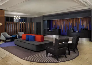 Hilton Kansas City Country Club Plaza hotel thumbnail 6