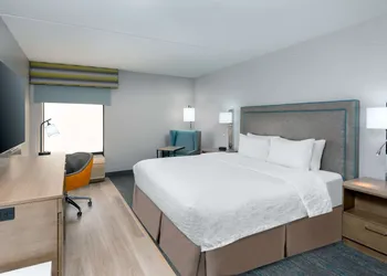 Hampton Inn Hartford/Airport hotel thumbnail 6