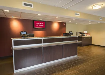 Red Roof Inn PLUS+ West Springfield hotel thumbnail 4