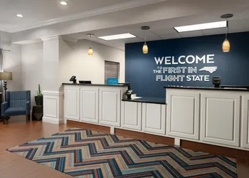 Hampton Inn & Suites Concord/Charlotte hotel thumbnail 8