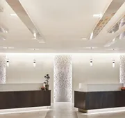 Los Angeles Airport Marriott hotel detail image 3