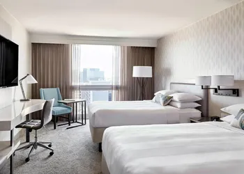 Los Angeles Airport Marriott hotel thumbnail 5