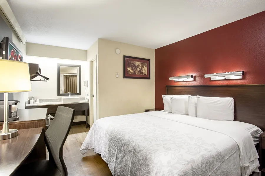 Red Roof Inn PLUS+ Boston - Framingham hotel detail image 6
