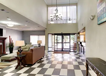 Comfort Inn Corsicana East hotel thumbnail 2