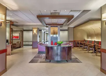 Wyndham Garden Kansas City Airport hotel thumbnail 2