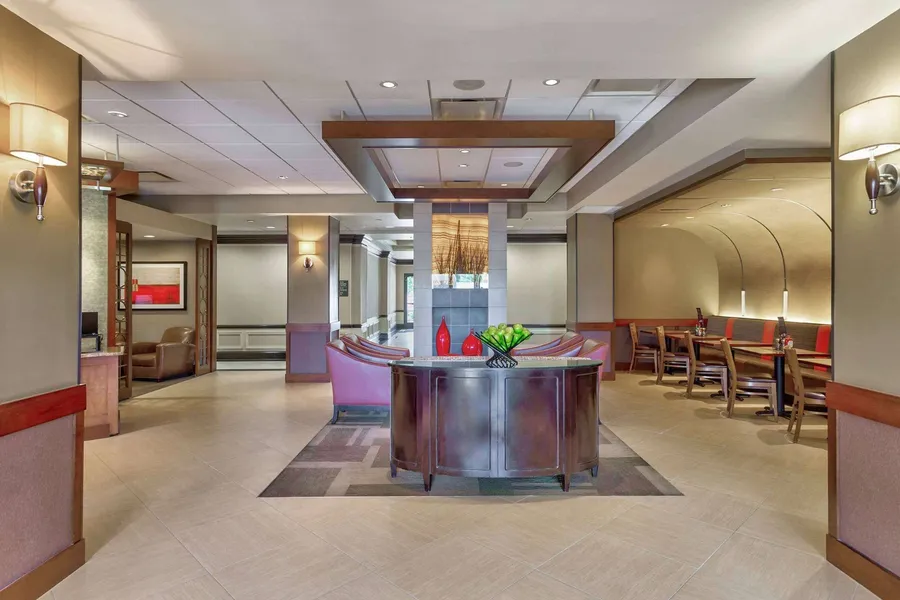 Wyndham Garden Kansas City Airport hotel detail image 2