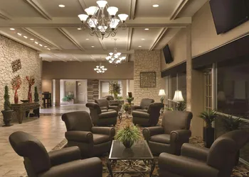 Radisson Hotel Louisville North hotel thumbnail 4