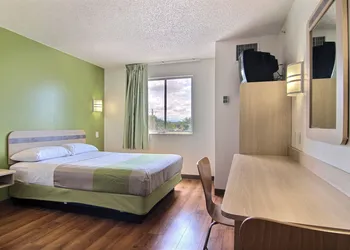 Motel 6 Albuquerque, NM - North hotel thumbnail 5
