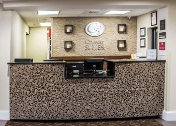 Comfort Suites University - Research Park hotel thumbnail 3