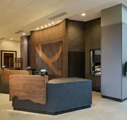 Pittsburgh Airport Marriott hotel detail image 3
