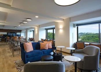 Pittsburgh Airport Marriott hotel thumbnail 7