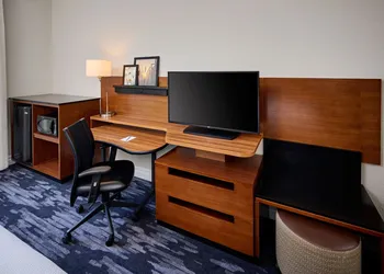 Fairfield Inn & Suites by Marriott Ottawa Kanata hotel thumbnail 8