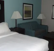 Holiday Inn Express Kansas City-Bonner Springs by IHG hotel detail image 3