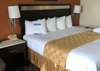 Baymont by Wyndham Cincinnati hotel thumbnail 8