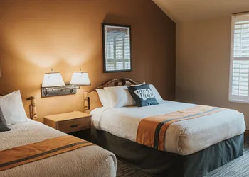 Grouse Mountain Lodge hotel thumbnail 6