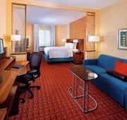 Fairfield Inn & Suites by Marriott Houston Hobby Airport. hotel detail image 5
