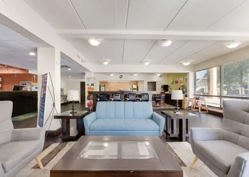 Quality Inn Airport - Southeast hotel thumbnail 3