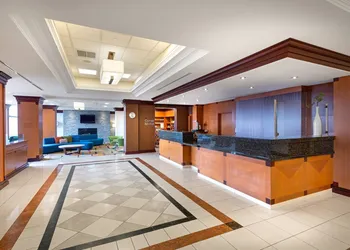 Fairfield Inn and Suites by Marriott Toronto Airport hotel thumbnail 3