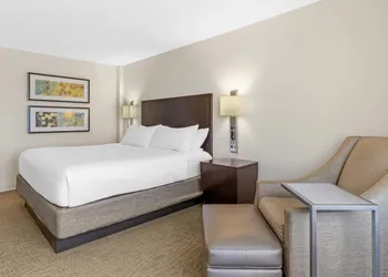 Sonesta Atlanta Airport North hotel thumbnail 8