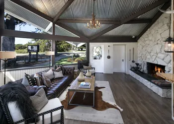 Oceanpoint Ranch hotel thumbnail 2