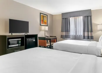 Quality Inn Grand Rapids South-Byron Center hotel thumbnail 6