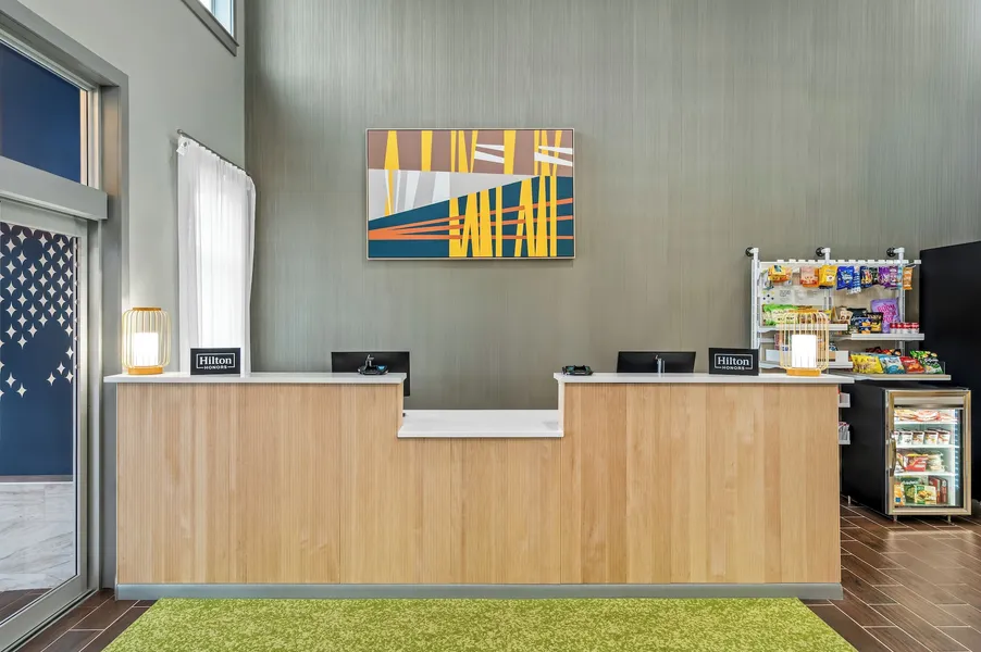 Spark by Hilton Portland Airport Maine Mall hotel detail image 2
