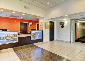 Motel 6 Seekonk, MA - Providence East hotel thumbnail 8