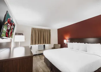 Red Roof Inn Bristol hotel thumbnail 6
