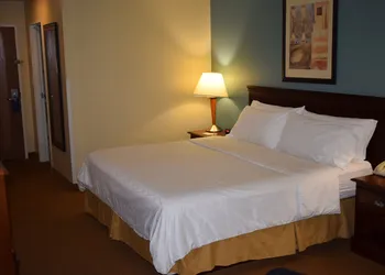 Wingate by Wyndham Newell hotel thumbnail 3