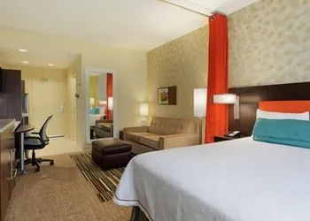 Home2Suites by Hilton Edmond hotel thumbnail 4