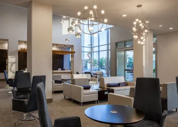 Holiday Inn Cleveland Clinic by IHG hotel thumbnail 2