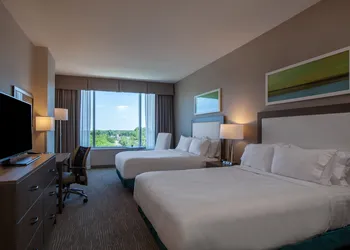 Holiday Inn Cleveland Clinic by IHG hotel thumbnail 8