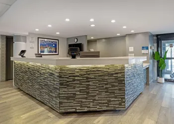 Clarion Hotel & Suites BWI Airport North hotel thumbnail 4