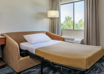 Fairfield Inn by Marriott Portsmouth-Seacoast hotel thumbnail 6