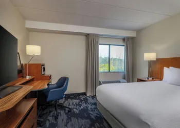 Fairfield Inn by Marriott Portsmouth-Seacoast hotel thumbnail 8
