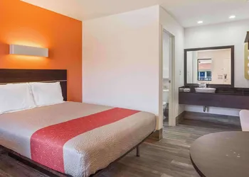 Motel 6 Fremont, CA - South hotel thumbnail 6