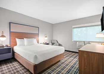 AmericInn by Wyndham Beloit hotel thumbnail 7