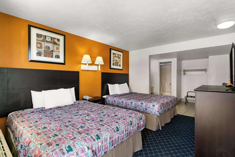 Americas Best Value Inn Lincoln hotel detail image 6